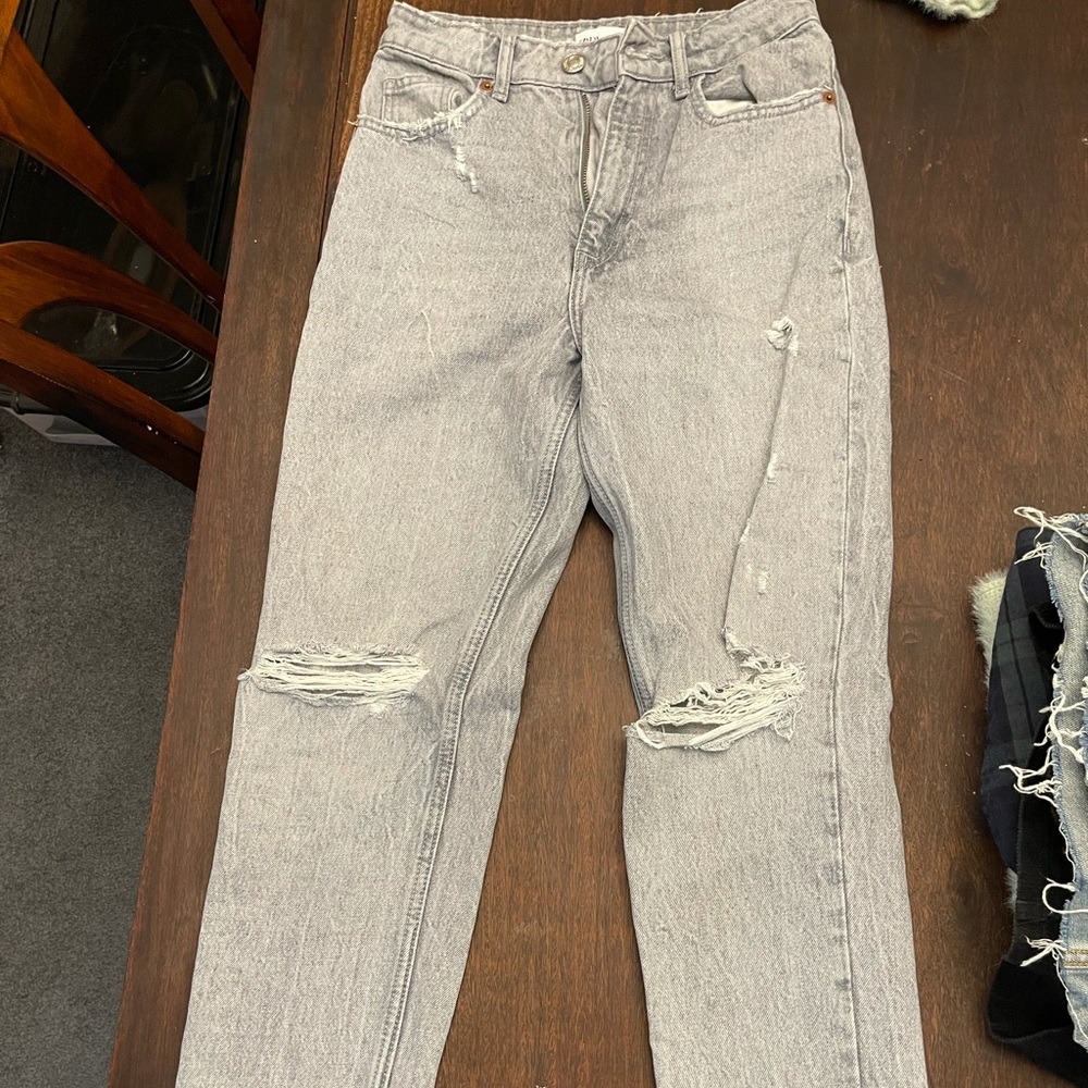 Gray Zara Jeans!